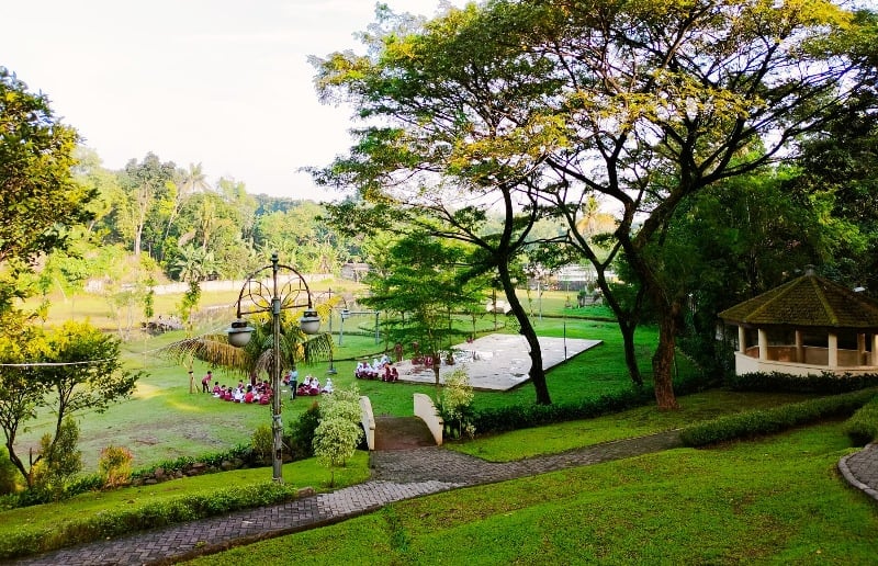 Samasta Garden: Surga Hijau di Tengah Kota Cilacap